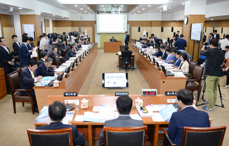 [심재석의 입장] 국회 ‘갑질’ 지겹다