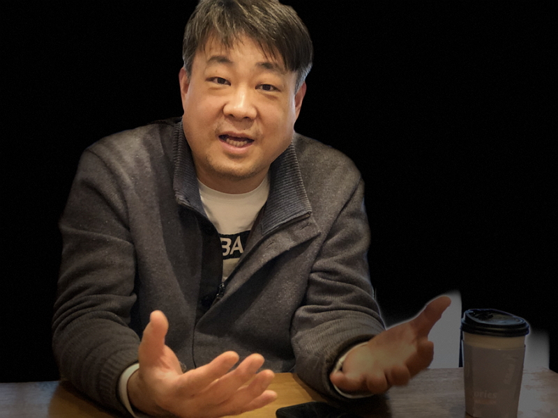 [웹툰작가를 만나다]엄재경, 게임판에서 더 유명한 만화가