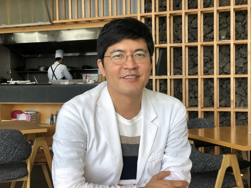 잘 나가던 NXC 임원, 제주에서 아이스크림 카페 연 까닭