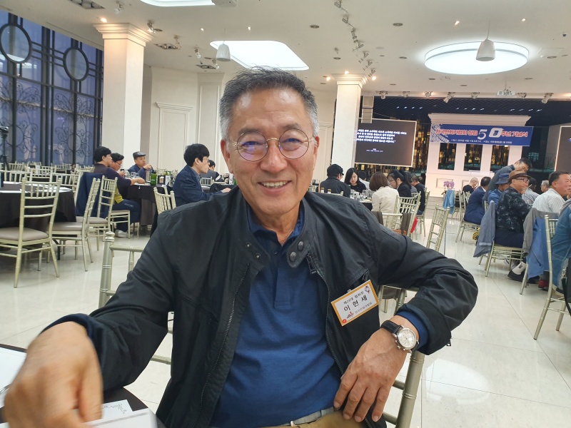 이현세 “후배들이 지켜보니 싸워야 했다”