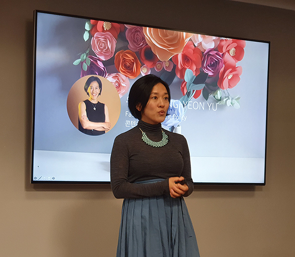 페이스북은 자해하는 사용자 라이브를 중단시키지 않는다