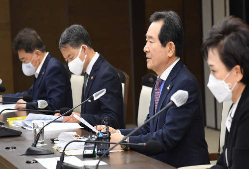 정 총리 “기회는 왔을 때 잡아야, 게임 키우겠다”