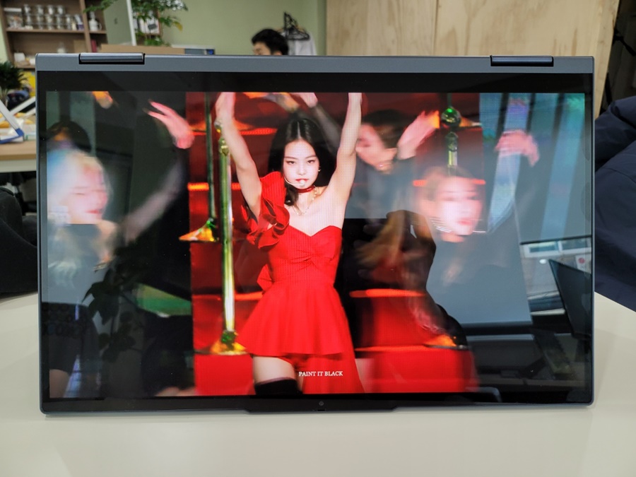 [리뷰] 자취방 친구에서 직장인 친구가 된 요가 7i