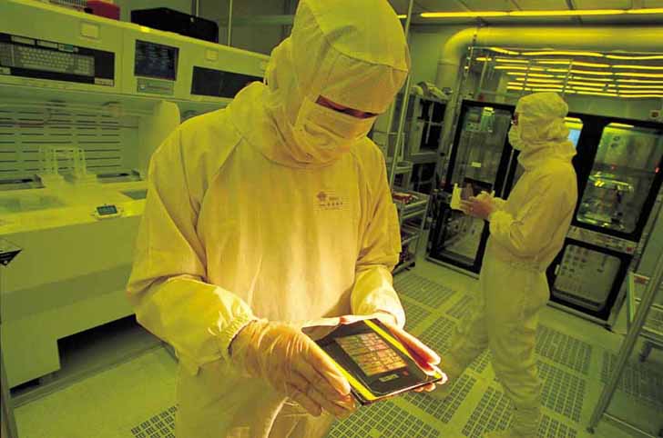 NXP, 반도체 수급난에도 TSMC 핀펫 공정으로 車반도체 양산
