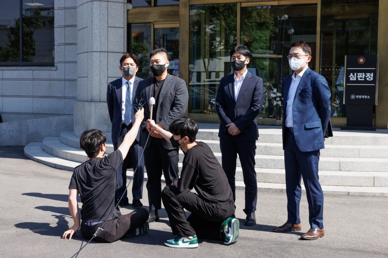 헌법 재판소 “대가수수 광고금지 조항, 위헌”