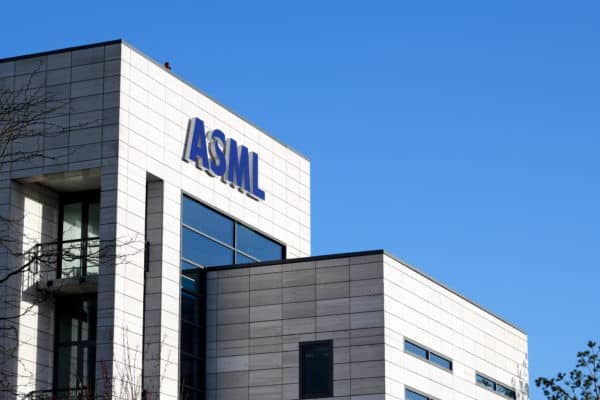 ASML, 시장 불확실성에도 미세 공정 힘입어 수요 견조