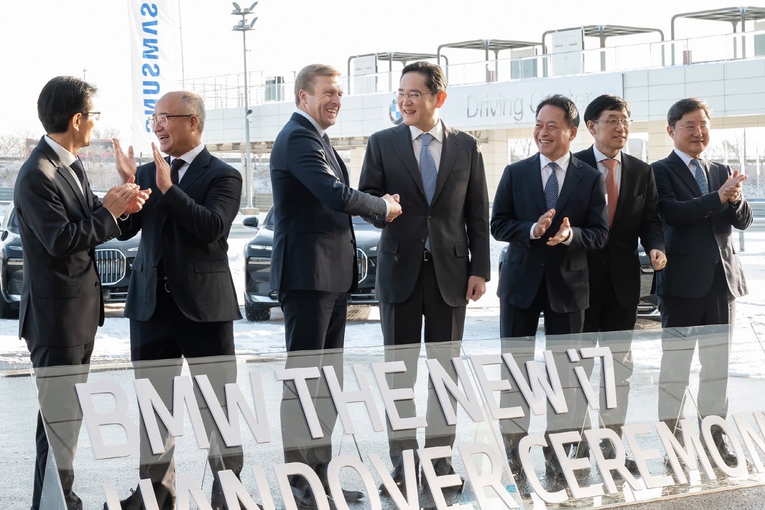 BMW 찾아간 이재용 회장, 삼성 미래 먹거리 자동차 꼽았나