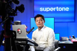 [투자소식] 하이브, AI 오디오 기업 수퍼톤 인수
