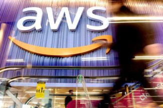 AWS, “응답 기업 96%, 2025년 생성형 AI 관련 직무 채용 예상”