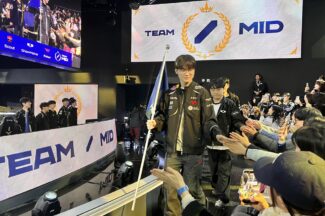 [현장] 이변은 없었다…2026 LCK 시즌 오프닝 승자는 ‘팀 미드’