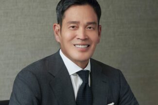 정용진 회장, 이마트·신세계프라퍼티 대표 내정