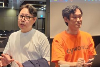싸이월드를 둘러싼 때아닌 이전투구